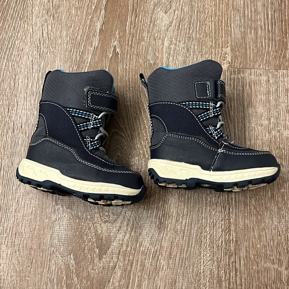 Toddler Snow Boots size 5 - Picture 4 of 6